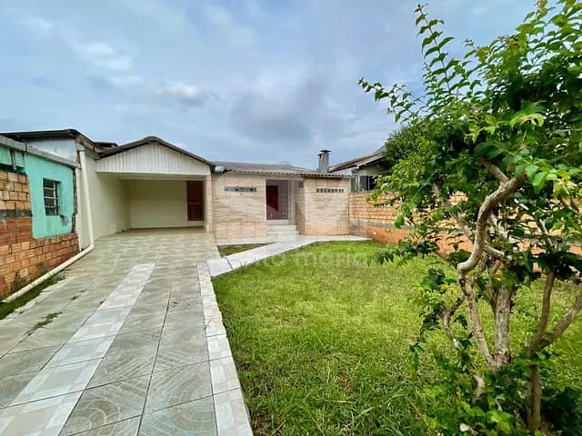 Casa com 300m² 3 quartos e 1 banheiro, à venda, no bairro Efapi em Chapecó