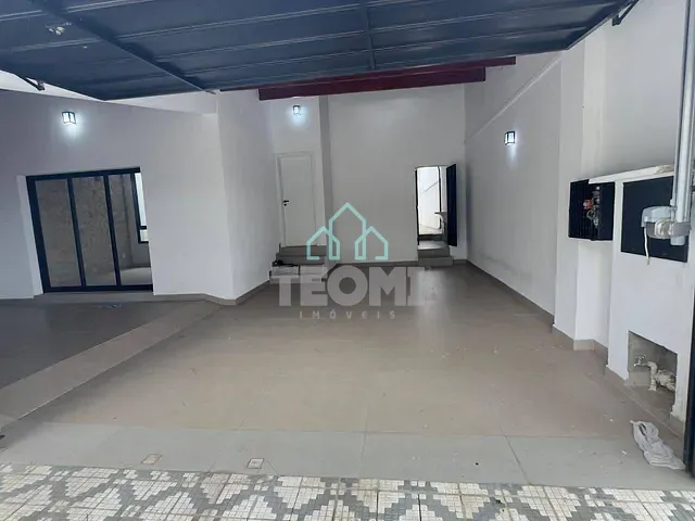 Casa 4 quartos e 4 banheiros, à venda, no bairro Alto São Pedro em Taubaté