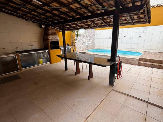 Casa 3 quartos e 3 banheiros, à venda, no bairro Terra Firme em Rio das Ostras