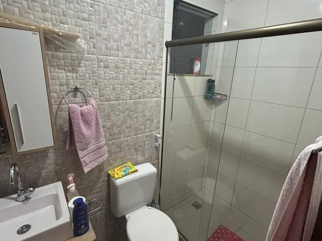 Casa com 164m² 2 quartos e 1 banheiro, à venda, no bairro Parque Nova Brasília em Campos dos Goytacazes