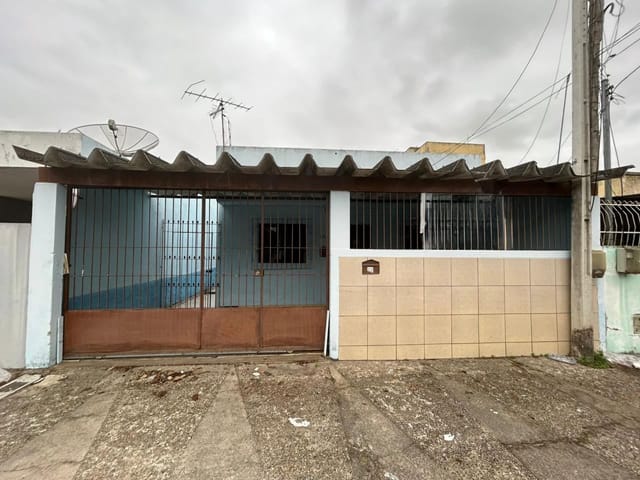 Casa com 164m² 2 quartos e 1 banheiro, à venda, no bairro Parque Nova Brasília em Campos dos Goytacazes