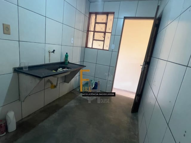 Casa com 180m² 2 quartos e 1 banheiro, à venda, no bairro Parque Santa Rita em Goiânia