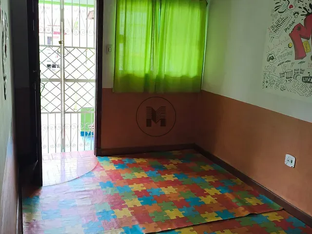 Casa com 174m², para alugar, no bairro São Benedito em Guaratinguetá