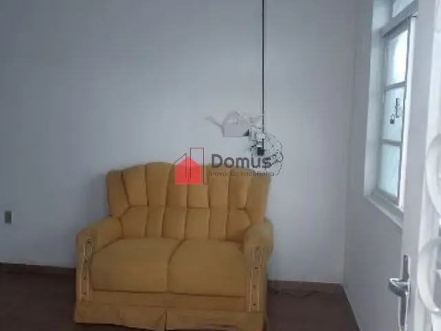 Casa com 300m² 2 quartos e 1 banheiro, à venda, no bairro São Domingos  em Pindamonhangaba