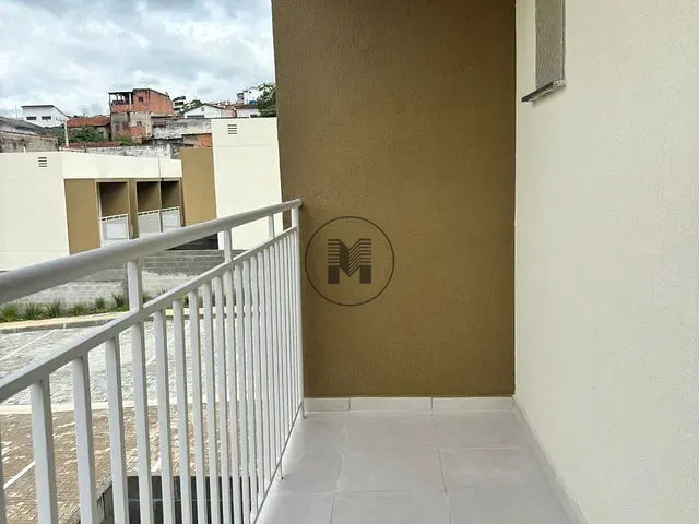 Casa 2 quartos e 1 banheiro, à venda, no bairro Jardim Santa Luzia em Guaratinguetá