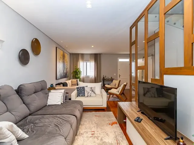 Casa com 133m² 3 quartos e 3 banheiros, à venda, no bairro Campina do Siqueira em Curitiba