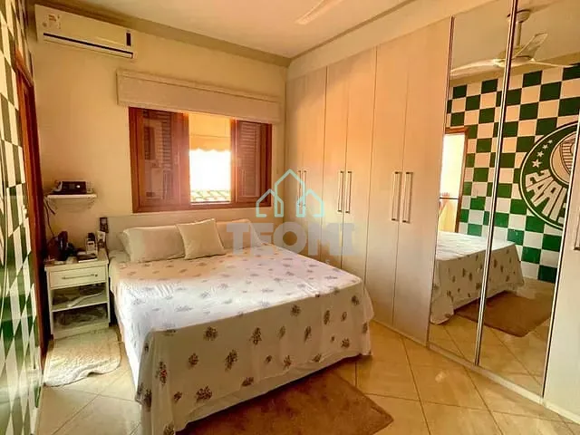 Casa 3 quartos e 2 banheiros, à venda, no bairro Quiririm em Taubaté