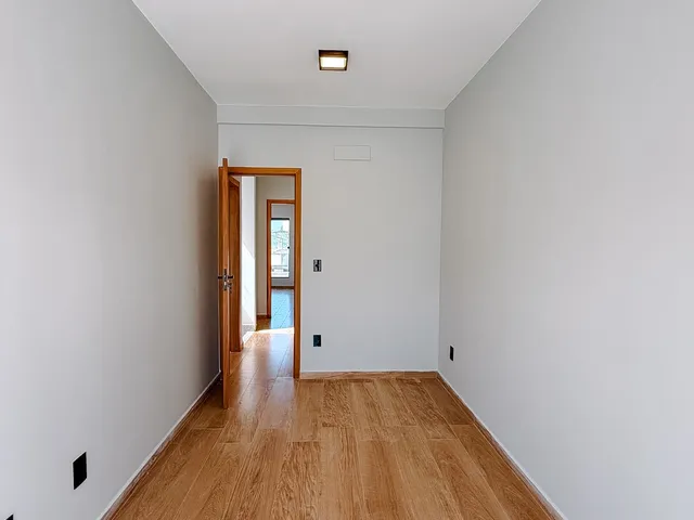 Casa com 110m² 3 quartos e 3 banheiros, à venda, no bairro Jardim Vitória em Macaé