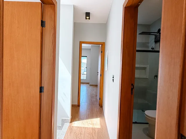 Casa com 110m² 3 quartos e 3 banheiros, à venda, no bairro Jardim Vitória em Macaé