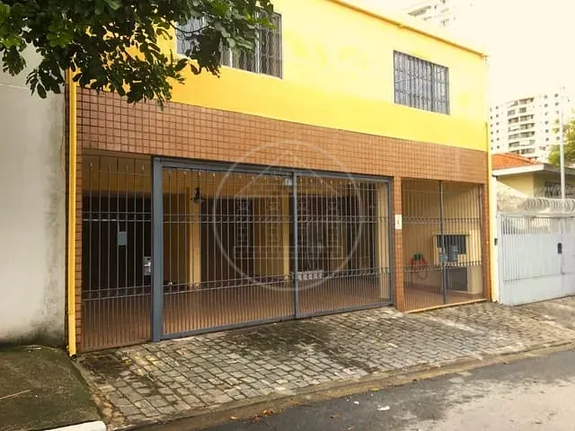 Casa com 400m², à venda, no bairro Vila Alexandria em São Paulo