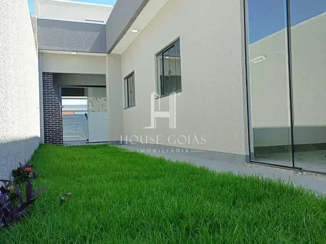 Casa com 210m² 3 quartos e 2 banheiros, à venda, no bairro Jardim Buriti Sereno em Aparecida de Goiânia