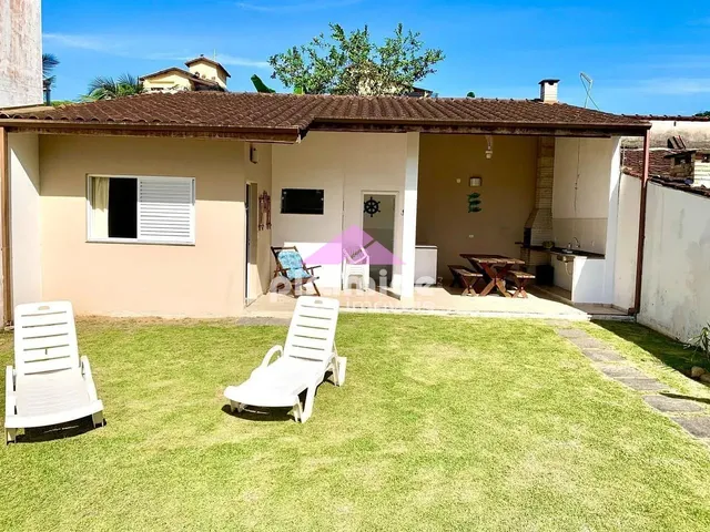 Casa com 342m² 2 quartos e 2 banheiros, à venda ou para alugar, no bairro Toninhas em Ubatuba