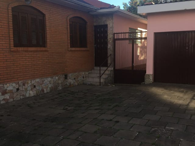 Casa 4 quartos e 2 banheiros, à venda, no bairro São Pelegrino em Caxias do Sul