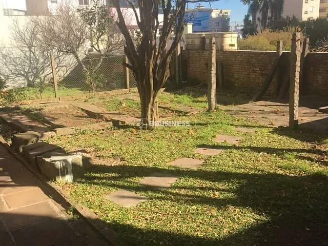 Casa 4 quartos e 2 banheiros, à venda, no bairro São Pelegrino em Caxias do Sul