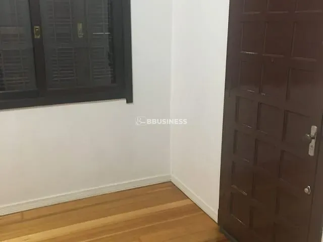 Casa 4 quartos e 2 banheiros, à venda, no bairro São Pelegrino em Caxias do Sul