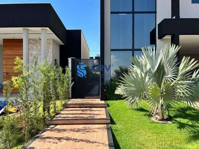 Casa com 256m² 3 quartos e 4 banheiros, à venda, no bairro Conjunto Habitacional Alexandre Urbanas em Londrina