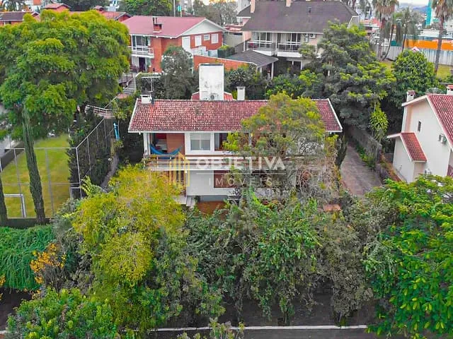 Casa com 845m² 3 quartos e 5 banheiros, à venda, no bairro Jardim Mauá em Novo Hamburgo