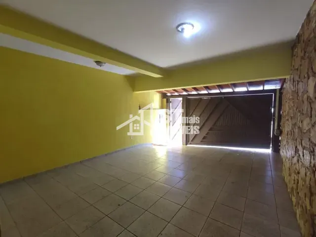Casa com 601m² 3 quartos e 2 banheiros, à venda, no bairro Jardim Bela Vista em Andradas