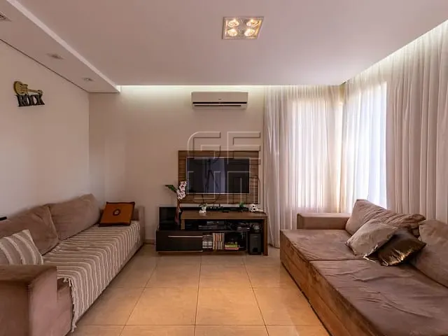 Casa com 316m² 4 quartos e 3 banheiros, à venda, no bairro Esperança em Londrina