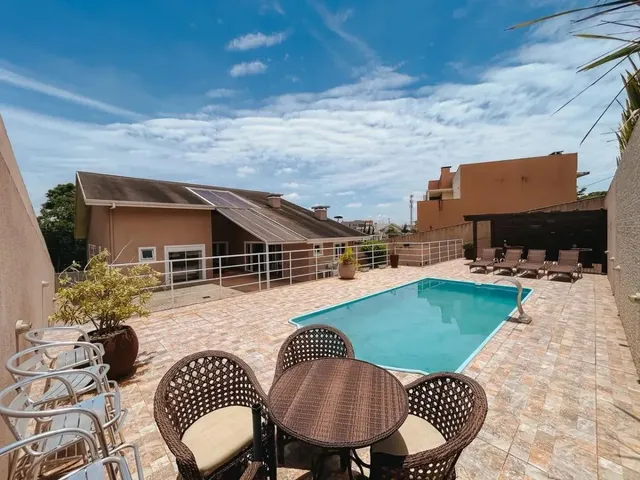 Casa 4 quartos e 5 banheiros, à venda, no bairro Ferraria em Campo Largo
