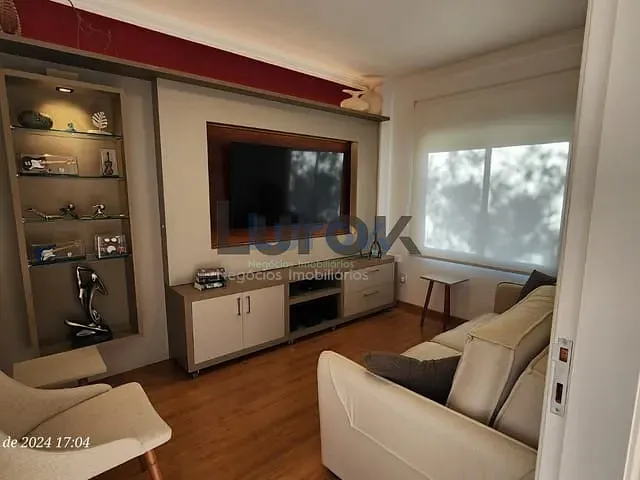 Casa com 292m² 3 quartos e 5 banheiros, à venda, no bairro Santa Claudina em Vinhedo