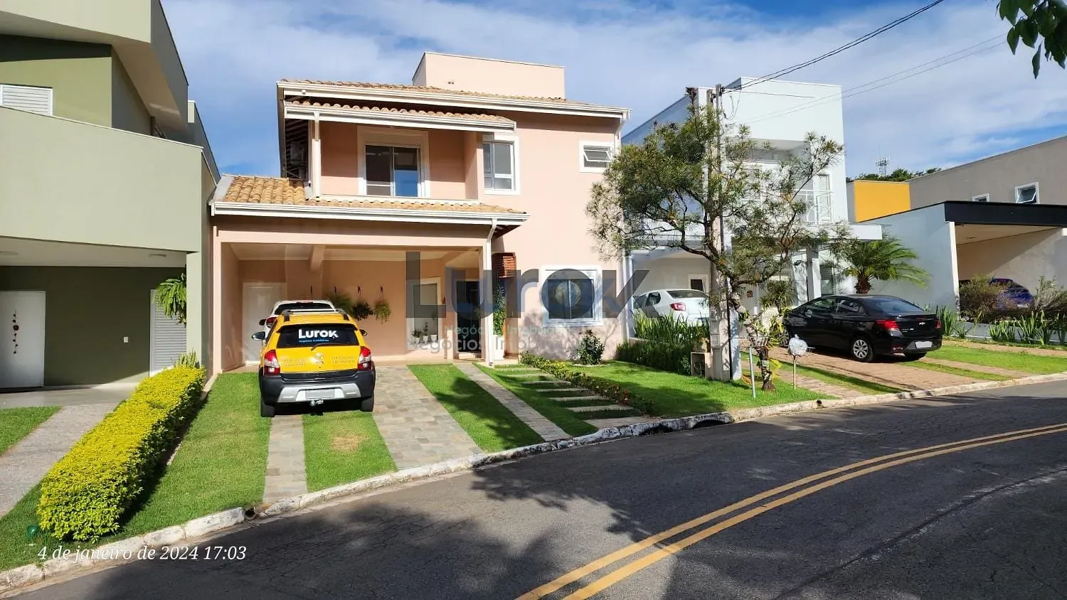 Casa, 3 quartos, 249 m² - Foto 1