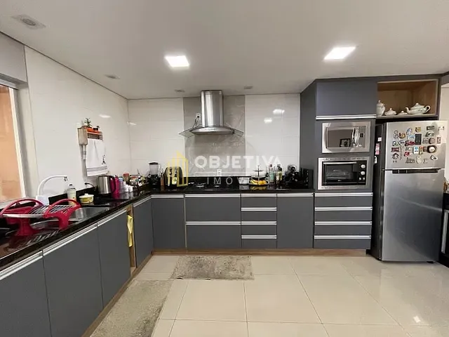 Casa com 266m² 2 quartos e 3 banheiros, à venda, no bairro São José em Novo Hamburgo