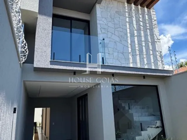 Casa com 180m² 3 quartos e 5 banheiros, à venda, no bairro Jardim Vila Boa em Goiânia