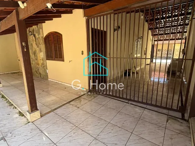Casa com 260m² 3 quartos e 3 banheiros, à venda, no bairro Santa Rita 3 em Londrina