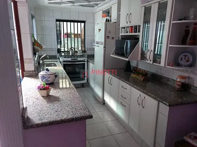 Casa 2 quartos e 1 banheiro, à venda, no bairro Jardim Silvestre em São Bernardo do Campo