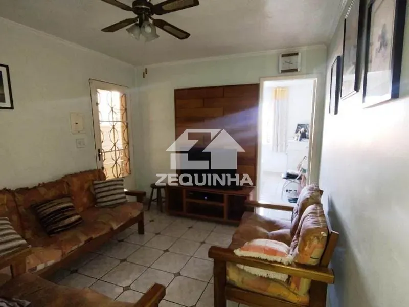 Casa, 3 quartos, 181 m² - Foto 1
