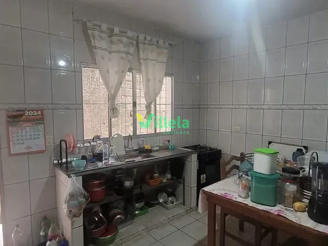 Casa 2 quartos e 1 banheiro, à venda, no bairro Jardim Mônica em Itaquaquecetuba