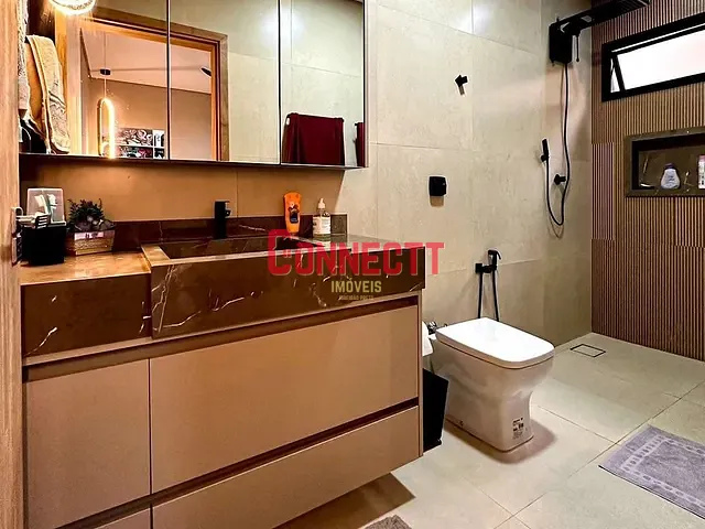 Casa com 250m² 3 quartos e 2 banheiros, à venda, no bairro Bom Jardim em Brodowski
