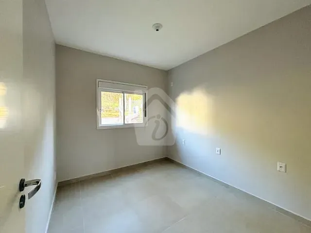 Casa com 50m² 2 quartos e 1 banheiro, para alugar, no bairro Languiru em Teutônia