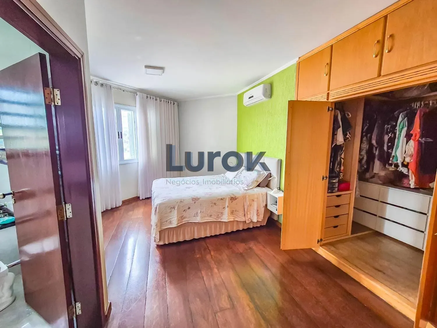 Casa, 4 quartos, 353 m² - Foto 8