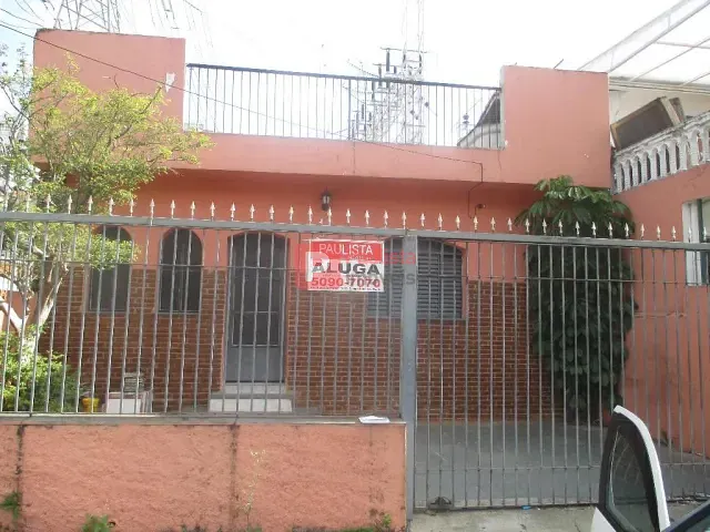 Sobrado com 160m² 3 quartos e 2 banheiros, para alugar, no bairro Campo Belo em São Paulo