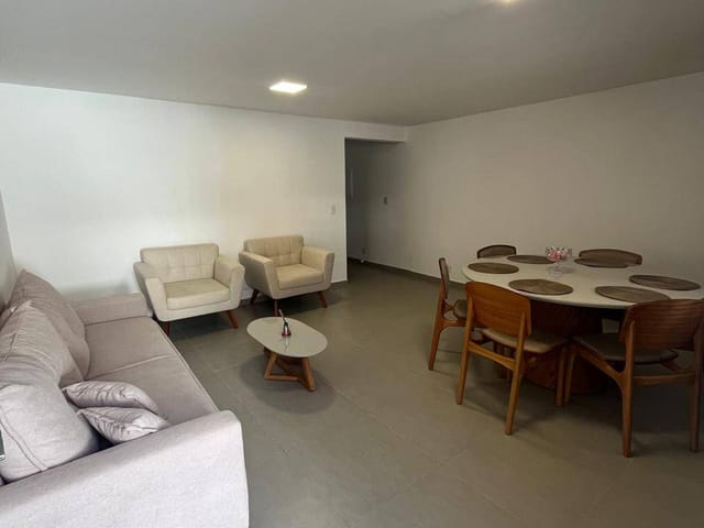 Casa 3 quartos e 3 banheiros, à venda, no bairro Lagoa em Macaé