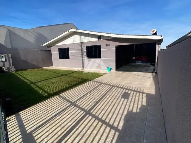 Casa com 406m² 3 quartos e 2 banheiros, à venda, no bairro Bonsucesso em Guarapuava
