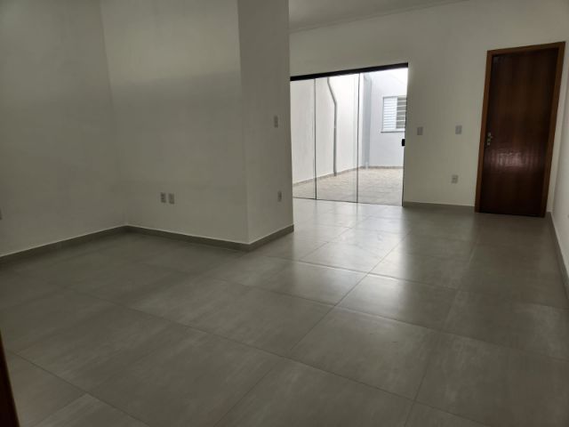 Casa com 141m² 3 quartos e 2 banheiros, à venda, no bairro Crispim em Pindamonhangaba