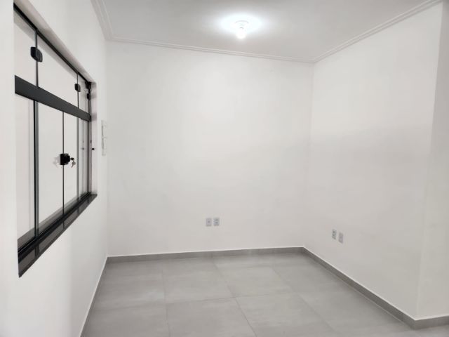 Casa com 141m² 3 quartos e 2 banheiros, à venda, no bairro Crispim em Pindamonhangaba