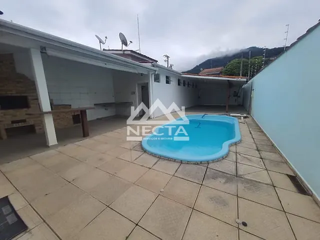 Casa com 352m² 3 quartos e 4 banheiros, à venda, no bairro Vila Amélia em São Sebastião