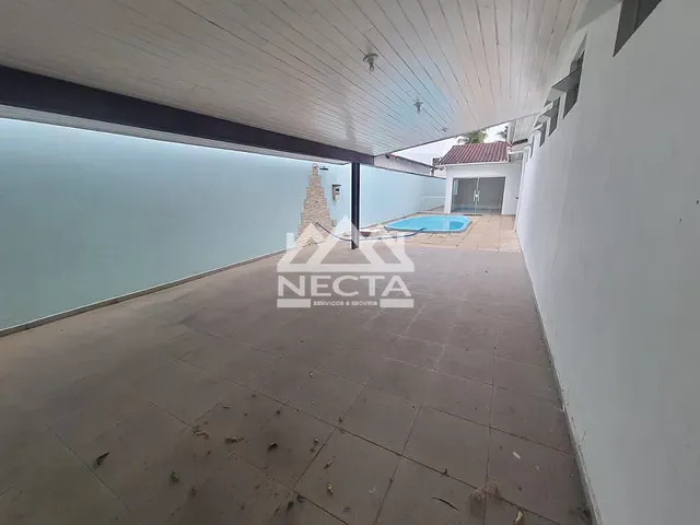 Casa com 352m² 3 quartos e 4 banheiros, à venda, no bairro Vila Amélia em São Sebastião