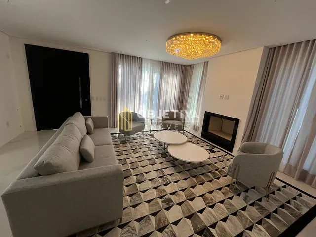 Casa com 371m² 5 quartos e 6 banheiros, à venda, no bairro Aspen Mountain em Gramado