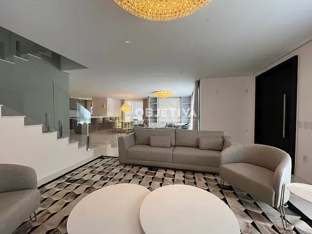 Casa com 371m² 5 quartos e 6 banheiros, à venda, no bairro Aspen Mountain em Gramado