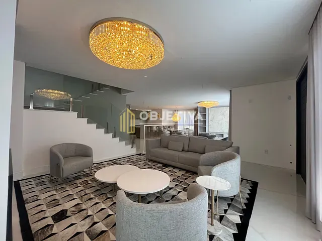 Casa com 371m² 5 quartos e 6 banheiros, à venda, no bairro Aspen Mountain em Gramado