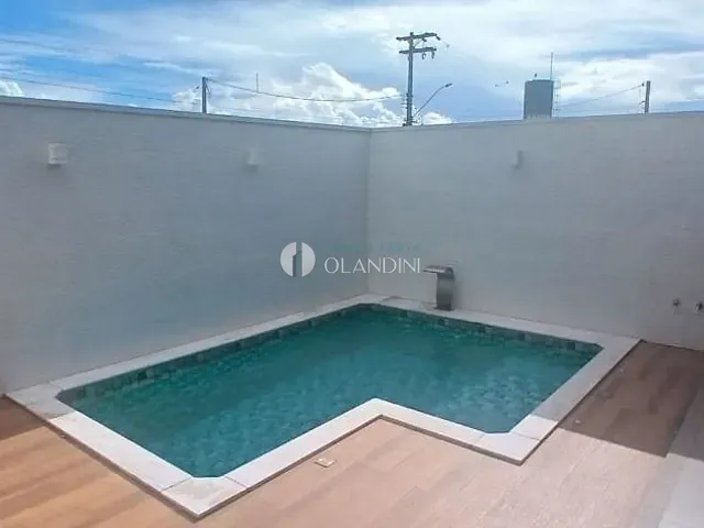 Casa com 200m² 2 quartos e 1 banheiro, à venda, no bairro Jardim Rezek em Artur Nogueira