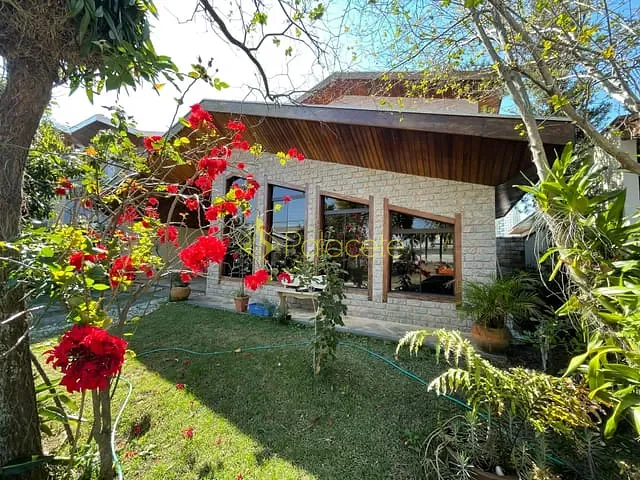Casa com 418m² 6 quartos e 5 banheiros, à venda, no bairro Taubaté Village em Taubaté
