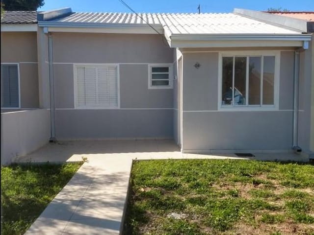 *Em negociação* Locação - Casa com 2 quartos, 1 vaga, 60 m², Ronda.