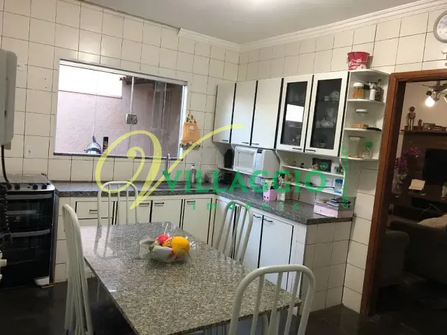 Casa com 275m² 3 quartos e 3 banheiros, à venda, no bairro Residencial Ana Célia em São José do Rio Preto