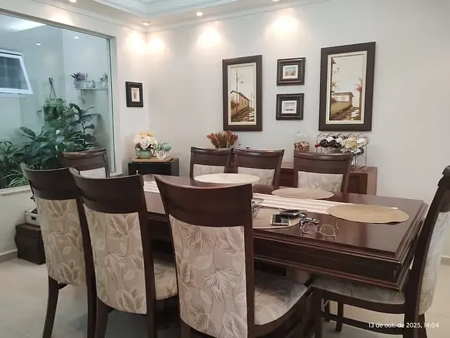 Casa com 350m² 3 quartos e 3 banheiros, à venda, no bairro Jardim Villaça em São Roque